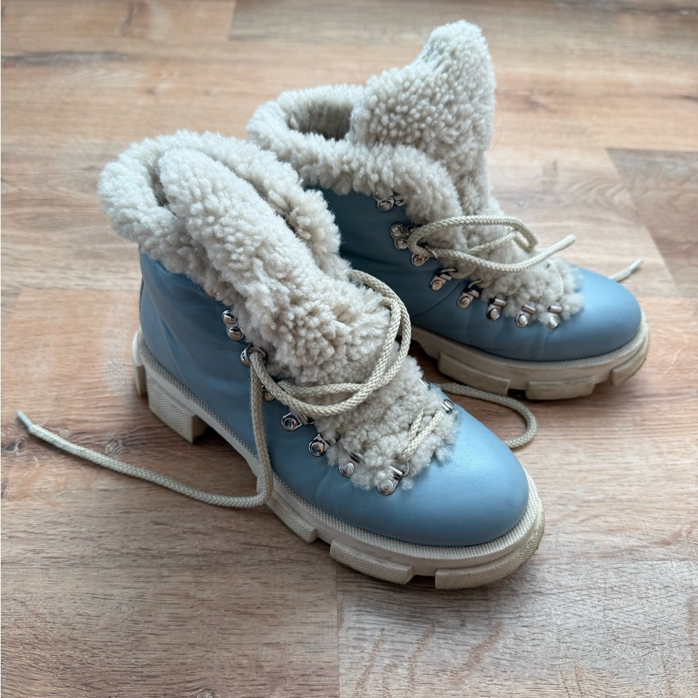 Women's Blue and Cream Winter Boots
